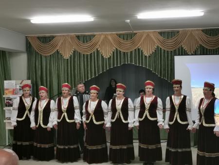 Творческая встреча, посвященная  презентации новой книги Валентины Ивановны Жадэ-Непомилуевой «Бессмертный полк».